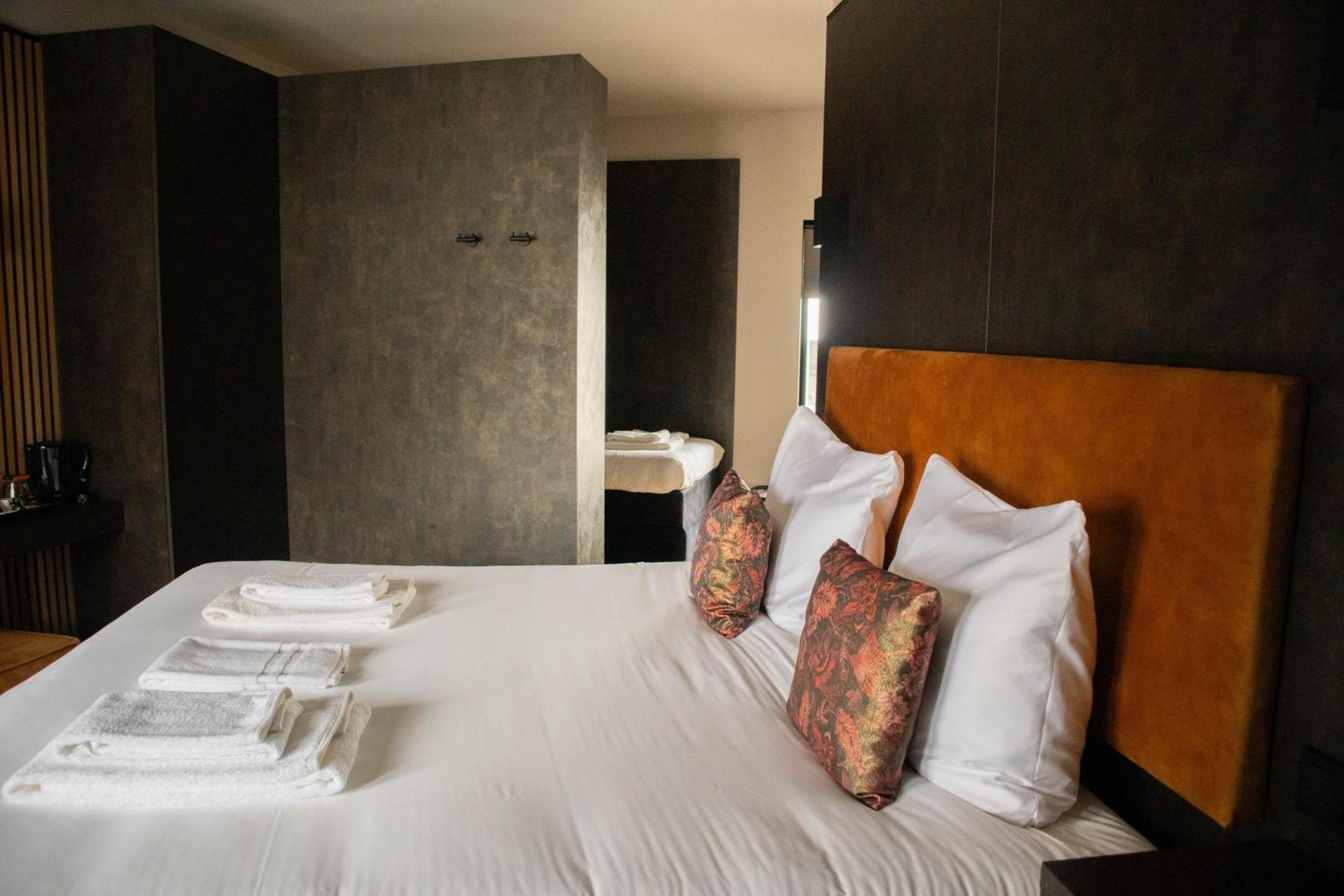 Monument Hotel 赞丹 外观 照片